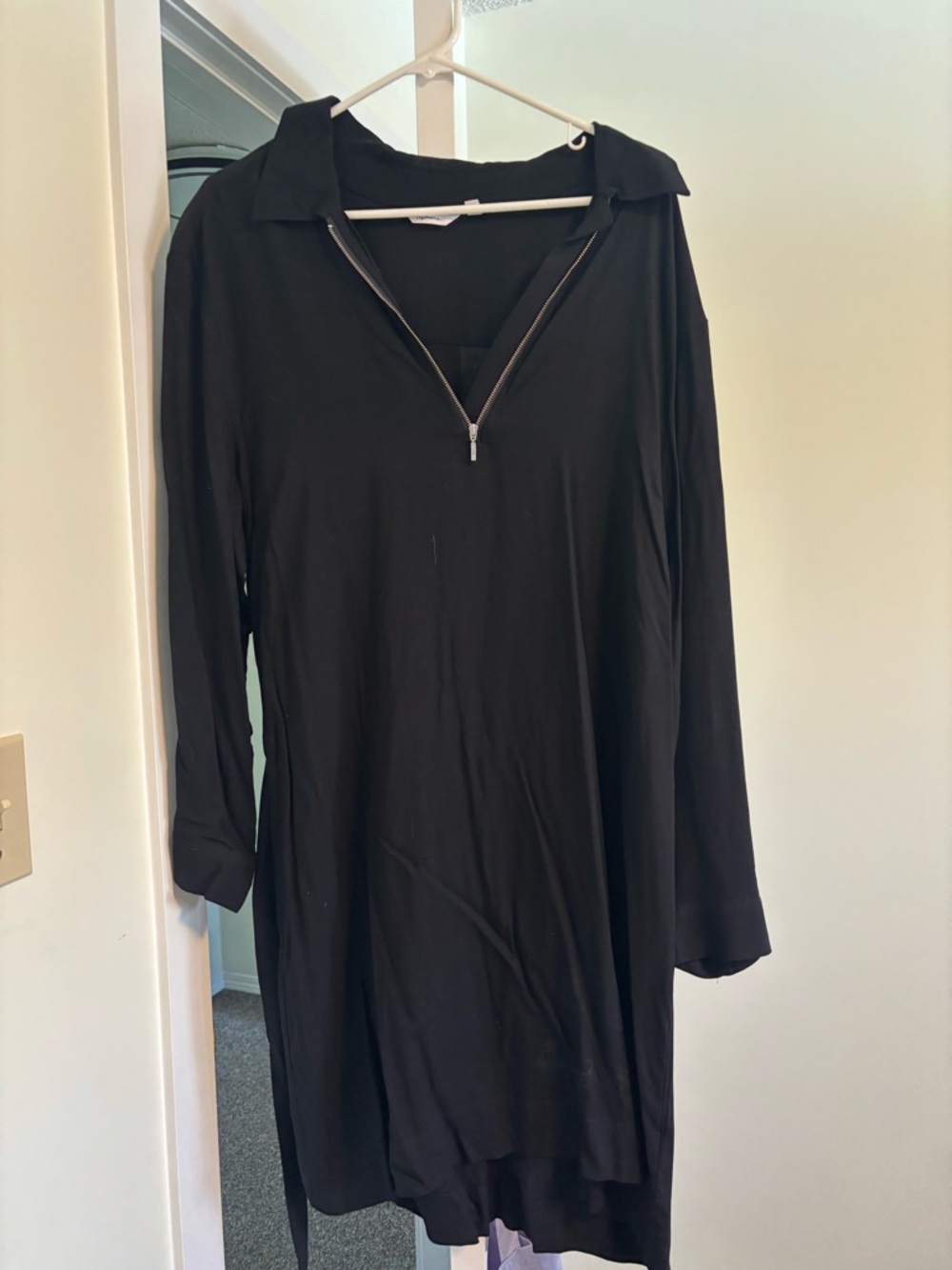 Reitmans Black Long-Sleeve Zip Collar Dress